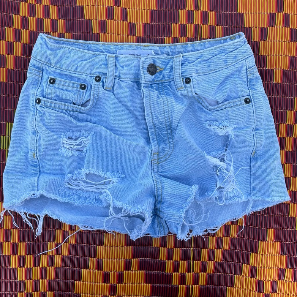 Subdued Vintage Crop Shorts Size 25 casual summer beach vacation distressed